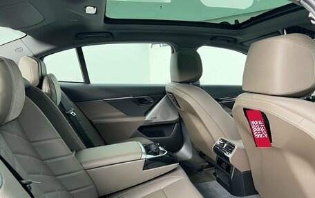 BMW 5 серия, 2025 год, 8 390 000 рублей, 12 фотография