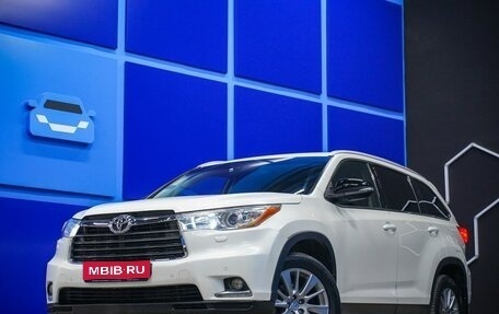 Toyota Highlander III, 2014 год, 2 920 000 рублей, 1 фотография