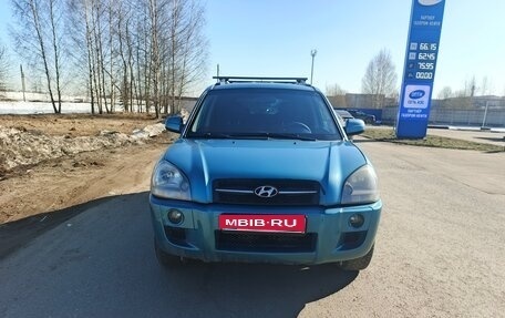 Hyundai Tucson III, 2005 год, 750 000 рублей, 1 фотография
