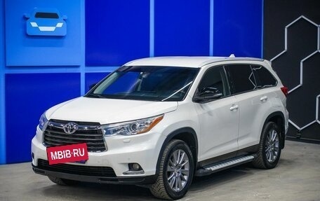 Toyota Highlander III, 2014 год, 2 920 000 рублей, 2 фотография