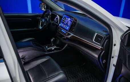 Toyota Highlander III, 2014 год, 2 920 000 рублей, 13 фотография