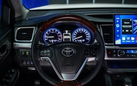 Toyota Highlander III, 2014 год, 2 920 000 рублей, 32 фотография