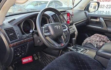 Toyota Land Cruiser 200, 2009 год, 2 800 000 рублей, 3 фотография