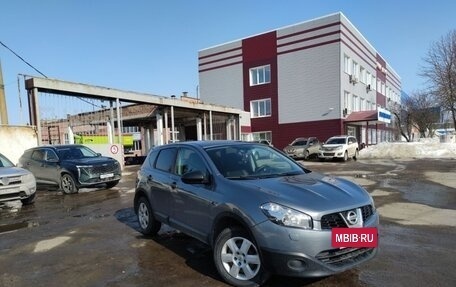 Nissan Qashqai, 2010 год, 950 000 рублей, 3 фотография