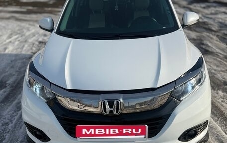 Honda Vezel, 2021 год, 2 050 000 рублей, 2 фотография