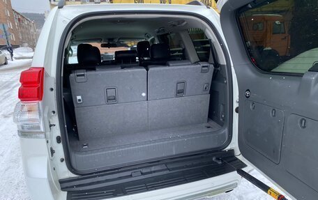 Toyota Land Cruiser Prado 150 рестайлинг 2, 2013 год, 3 700 000 рублей, 15 фотография