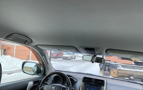 Toyota Land Cruiser Prado 150 рестайлинг 2, 2013 год, 3 700 000 рублей, 39 фотография