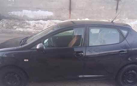 SEAT Ibiza IV рестайлинг 2, 2011 год, 540 000 рублей, 4 фотография