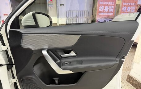 Mercedes-Benz A-Класс, 2022 год, 1 990 000 рублей, 16 фотография