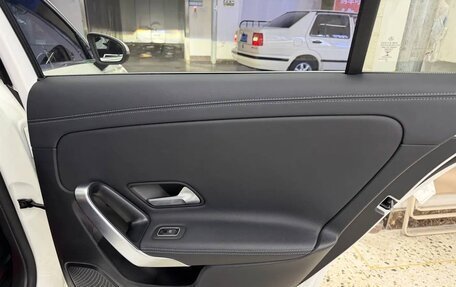 Mercedes-Benz A-Класс, 2022 год, 1 990 000 рублей, 20 фотография