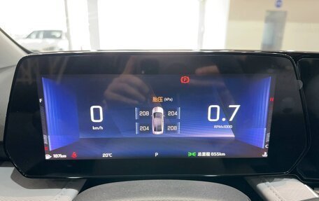 Chevrolet Monza, 2023 год, 1 350 000 рублей, 12 фотография