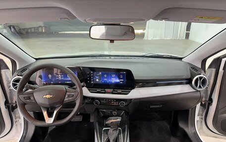 Chevrolet Monza, 2023 год, 1 350 000 рублей, 9 фотография