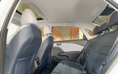 Chevrolet Monza, 2023 год, 1 350 000 рублей, 21 фотография