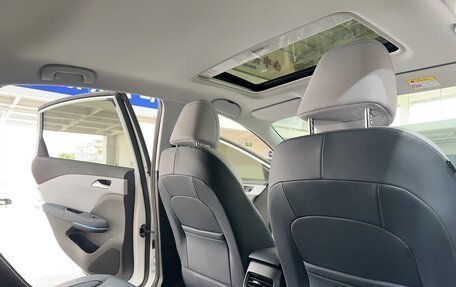 Chevrolet Monza, 2023 год, 1 350 000 рублей, 22 фотография