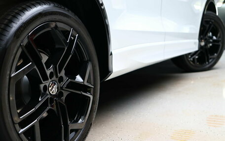 Volkswagen Tiguan, 2025 год, 5 290 000 рублей, 8 фотография