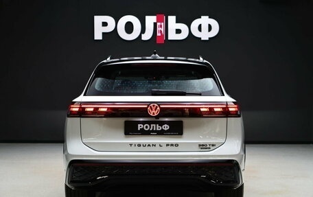 Volkswagen Tiguan, 2025 год, 5 290 000 рублей, 4 фотография