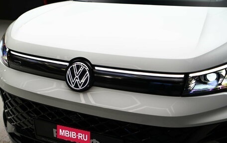 Volkswagen Tiguan, 2025 год, 5 290 000 рублей, 12 фотография