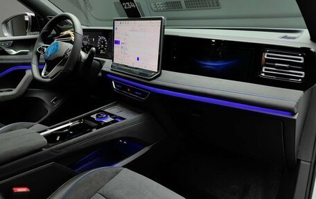 Volkswagen Tiguan, 2025 год, 5 290 000 рублей, 22 фотография