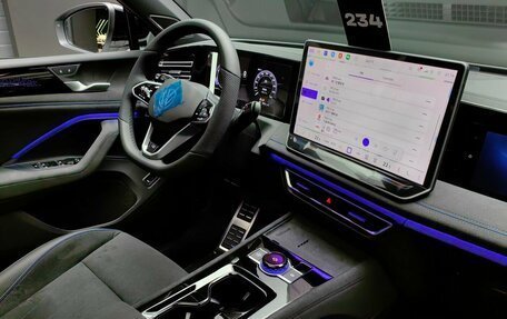 Volkswagen Tiguan, 2025 год, 5 290 000 рублей, 20 фотография