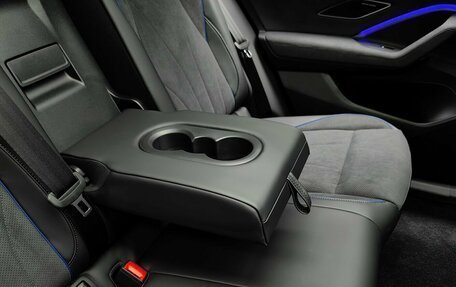 Volkswagen Tiguan, 2025 год, 5 290 000 рублей, 36 фотография