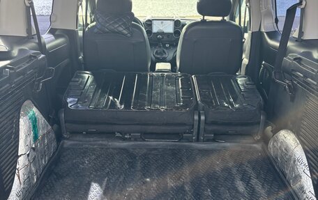 Citroen Berlingo II рестайлинг, 2011 год, 770 000 рублей, 20 фотография