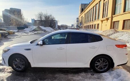 KIA Optima IV, 2019 год, 1 075 000 рублей, 3 фотография