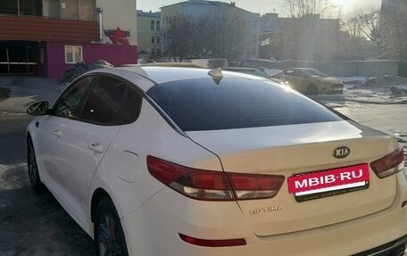 KIA Optima IV, 2019 год, 1 075 000 рублей, 7 фотография