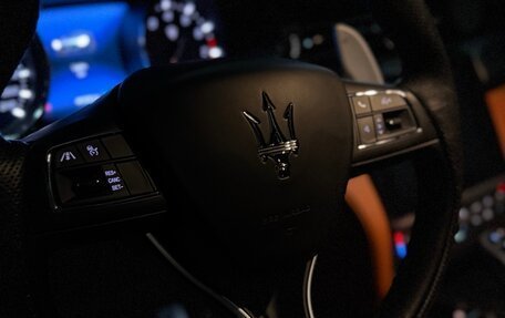 Maserati Quattroporte VI, 2020 год, 8 500 000 рублей, 17 фотография