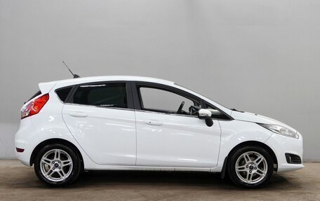 Ford Fiesta, 2018 год, 863 000 рублей, 5 фотография