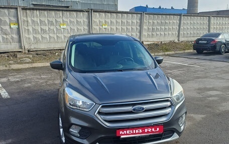 Ford Escape III, 2017 год, 1 300 000 рублей, 7 фотография