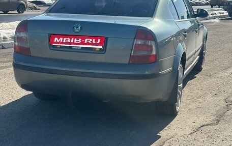 Skoda Superb III рестайлинг, 2007 год, 450 000 рублей, 3 фотография