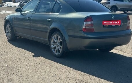 Skoda Superb III рестайлинг, 2007 год, 450 000 рублей, 4 фотография