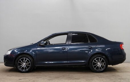 Volkswagen Jetta VI, 2010 год, 640 000 рублей, 4 фотография