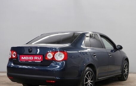 Volkswagen Jetta VI, 2010 год, 640 000 рублей, 8 фотография