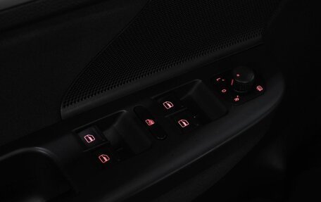 Volkswagen Jetta VI, 2010 год, 640 000 рублей, 14 фотография