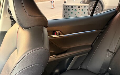 Toyota Camry, 2021 год, 4 100 000 рублей, 9 фотография