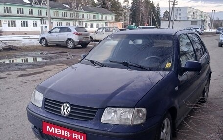 Volkswagen Polo III рестайлинг, 2000 год, 160 000 рублей, 1 фотография
