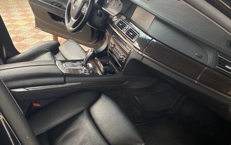 BMW 7 серия, 2010 год, 1 620 000 рублей, 7 фотография