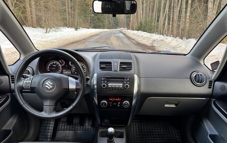 Suzuki SX4 II рестайлинг, 2010 год, 800 000 рублей, 15 фотография