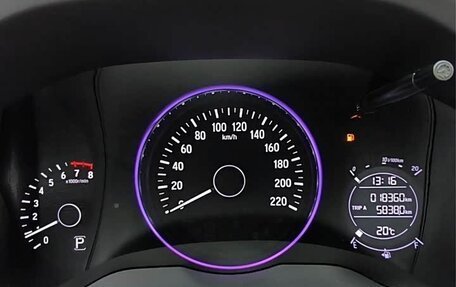 Honda Vezel, 2022 год, 1 880 000 рублей, 9 фотография