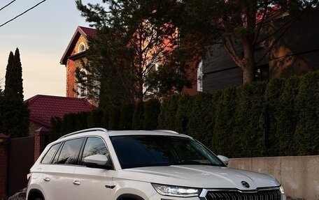 Skoda Kodiaq I, 2022 год, 4 090 000 рублей, 13 фотография