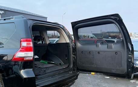 Toyota Land Cruiser Prado 150 рестайлинг 2, 2016 год, 3 800 000 рублей, 16 фотография