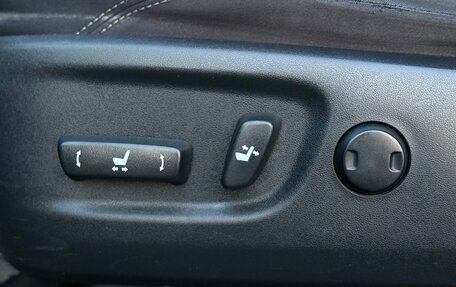 Toyota Land Cruiser Prado 150 рестайлинг 2, 2016 год, 3 800 000 рублей, 14 фотография