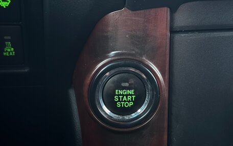 Toyota Land Cruiser Prado 150 рестайлинг 2, 2016 год, 3 800 000 рублей, 27 фотография