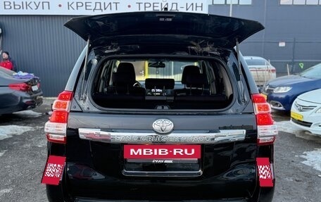 Toyota Land Cruiser Prado 150 рестайлинг 2, 2016 год, 3 800 000 рублей, 17 фотография