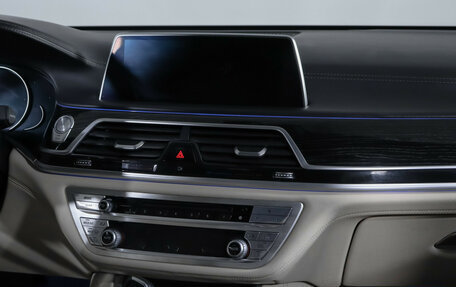 BMW 7 серия, 2016 год, 2 899 000 рублей, 13 фотография