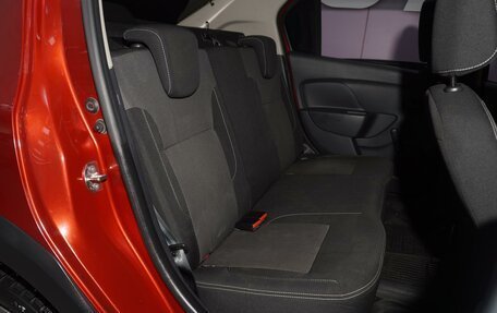 Renault Logan II, 2021 год, 1 370 000 рублей, 11 фотография