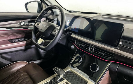 CheryExeed VX, 2022 год, 2 850 000 рублей, 9 фотография