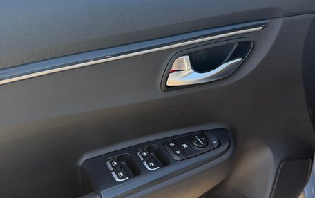 KIA Rio IV, 2020 год, 1 550 000 рублей, 10 фотография