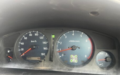 Nissan Terrano II рестайлинг, 1999 год, 400 000 рублей, 13 фотография